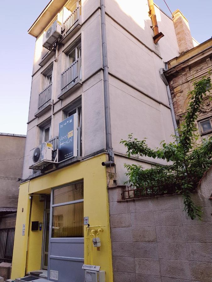Sleep Inn Hostel Бухарест Экстерьер фото